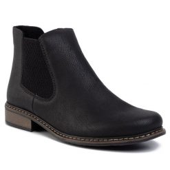 Botki Rieker. Czarne botki Rieker, bez wzorów, bez obcasa, na płaskiej podeszwie, bez zapięcia. Za 230.99 zł.