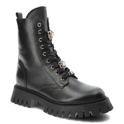 Czarne Botki Chebello Modne Obuwie Damskie Ze Skóry Naturalnej. Czarne botki CheBello, na zimę, bez wzorów, z jeansu, bez obcasa, na obcasie, bez zapięcia. Za 499.00 zł.