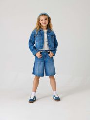 KIDS ONLY Bermudy dżinsowe "Comet" w kolorze niebieskim rozmiar: 134. Niebieskie szorty KIDS ONLY, bez wzorów, klasyczne. Za 92.21 zł.