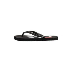 Klapki damskie Fila Troy. Czarne klapki Fila, bez wzorów, bez obcasa. Za 31.90 zł.
