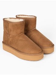 ISLAND BOOT Botki zimowe "Stela" w kolorze jasnobrązowym rozmiar: 41. Brązowe botki Island Boot, na zimę, bez wzorów, bez obcasa, bez zapięcia. Za 136.89 zł.