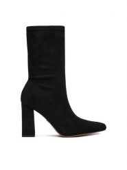 Nine West Botki CEO-AFRA-01 Czarny. Czarne botki Nine West, bez wzorów, z materiału, bez obcasa, na słupku, bez zapięcia. Za 289.99 zł.