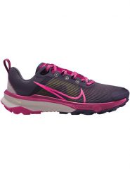 Nike Buty "Terra Kiger 9" w kolorze fioletowym do biegania rozmiar: 41. Różowe obuwie sportowe Nike, z materiału, bez zapięcia, do biegania. Za 413.86 zł.