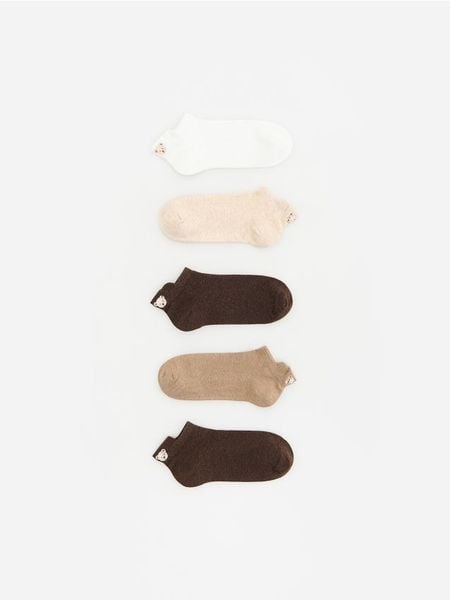 Skarpetki z bawełną 5 pack - brązowy. Brązowe skarpety Reserved, bez wzorów, z bawełny. Za 49.99 zł.