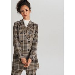 Dwurzędowa marynarka w kratkę - Beżowy. Brązowe marynarki i żakiety Cropp, l, bez wzorów. Za 159.99 zł.