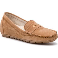 Mokasyny CARINII - B4982 654-000-000-C85. Brązowe czółenka Carinii, bez wzorów, z materiału, bez obcasa. W wyprzedaży za 219.00 zł.