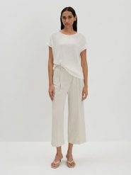 Someday Koszulka "Kanandi" w kolorze białym rozmiar: 42. Białe bluzki someday., bez wzorów, bez kołnierzyka, bez ramiączek. Za 95.99 zł.