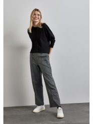 Street One Sweter w kolorze czarnym rozmiar: 34. Czarne swetry Street One, bez wzorów, ze splotem, bez ramiączek. Za 70.41 zł.