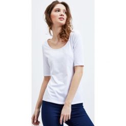 Bluzka basic. Bluzki MOODO, l, bez wzorów, bez kołnierzyka, bez ramiączek. Za 9.99 zł.