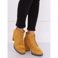 Botki na obcasie żółte 995-30 YELLOW. Żółte botki FunKee.pl, bez wzorów, z zamszu, bez obcasa, na obcasie, bez zapięcia. Za 125.99 zł.