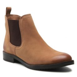 Botki Lasocki. Brązowe botki Lasocki, bez wzorów, bez obcasa, na płaskiej podeszwie, bez zapięcia. Za 229.99 zł.