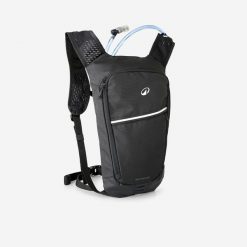 Plecak z bukłakiem na rower MTB Rockrider 4 l / 1 l wody. Czarne plecaki ROCKRIDER, bez wzorów, z materiału. Za 119.99 zł.