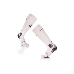 Skarpety uciskowe do biegania 3/4 Skarpety uciskowe Biało-Szare. Białe skarpety TRY TO FLY, bez wzorów. W wyprzedaży za 88.76 zł.