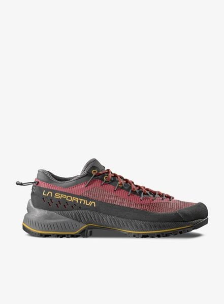 Buty podejściowe damskie La Sportiva TX4 Evo ST. Czerwone trekkingi La Sportiva, z materiału, przed kostkę, trekkingowe. Za 766.12 zł.
