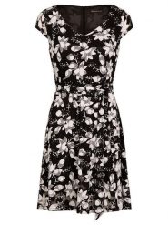 APART Sukienka w kolorze czarnym ze wzorem rozmiar: M. Białe sukienki Apart, m, bez wzorów, z tkaniny, bez kołnierzyka, bez ramiączek, mini, rozkloszowane. Za 157.73 zł.