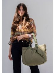 Fritzi aus Preußen Torebka "Brigitte x fritzi" w kolorze oliwkowym - 42 x 29 x 15 cm rozmiar: onesize. Zielone torby na ramię Fritzi aus Preußen, bez wzorów, z materiału, na ramię, bez dodatków. Za 202.98 zł.