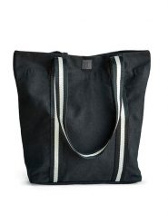 IRIS Barcelona Torba termiczna w kolorze czarnym - 37 x 45 x 15 cm rozmiar: onesize. Czarne torby na laptopa IRIS Barcelona, bez wzorów, z materiału. Za 95.99 zł.