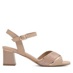 Sandały Lasocki. Brązowe sandały Lasocki, bez wzorów, bez obcasa, na słupku, bez zapięcia. Za 249.99 zł.