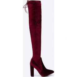 Public Desire - Kozaki Annie. Brązowe kozaki Public Desire, z materiału, bez obcasa, na koturnie, bez zapięcia. W wyprzedaży za 119.90 zł.