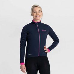 Kurtka rowerowa damska Rogelli Essential. Czerwone kurtki sportowe Rogelli, s, bez wzorów, bez kaptura, rowerowe. W wyprzedaży za 180.00 zł.