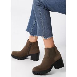 Zielone Botki Gwendolyn. Zielone botki Born2be, na jesień, bez wzorów, z okrągłym noskiem, bez obcasa, na obcasie, bez zapięcia. Za 109.99 zł.