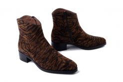 WONDERS D-1801 tabac, botki damskie. Brązowe botki Wonders, bez wzorów, bez obcasa, bez zapięcia. Za 719.90 zł.