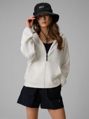 4F Bluza dresowa regular z kapturem damska - biała XS. Białe bluzy 4f, xs, bez wzorów, z dresówki, z kapturem. Za 199.99 zł.