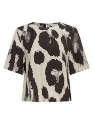 MOSS COPENHAGEN Bluzka "Karalie Jusia" w kolorze biało-czarnym rozmiar: S. Białe bluzki Moss Copenhagen, s, bez wzorów, bez kołnierzyka, bez ramiączek. Za 131.43 zł.