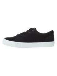 Timberland Sneakersy "Skyla Bay" w kolorze czarnym rozmiar: 37,5. Czarne trampki Timberland, bez wzorów, z materiału, bez zapięcia. Za 110.04 zł.