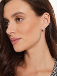 Guess Kolczyki JUBE04 583JW Srebrny. Szare kolczyki Guess, metalowe. Za 219.99 zł.