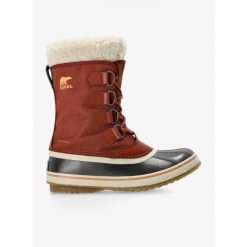 Buty zimowe damskie Sorel Winter Carnival WP. Czerwone trekkingi Sorel, trekkingowe. Za 445.99 zł.
