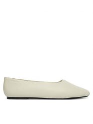 Calvin Klein Baleriny Round Ballerina Lth HW0HW02943 Biały. Białe baleriny Calvin Klein, bez wzorów, ze skóry, bez obcasa. Za 409.99 zł.