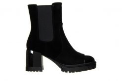 Botki Lola Lola by Sca'viola S-79 Black Suede 047207, Czarny, Skóra naturalna - 40. Czarne botki Sca'viola, bez wzorów, z gumy, bez obcasa, na platformie, bez zapięcia. W wyprzedaży za 359.10 zł.