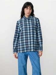 Flanelowa koszula w kratę - wielobarwny. Koszule Sinsay, l, bez wzorów, bez kołnierzyka, bez ramiączek. Za 49.99 zł.