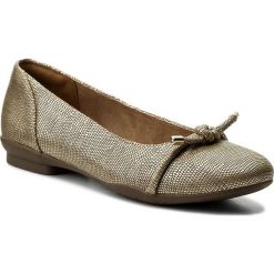 Baleriny CLARKS - Neenah Poppy 261323614 Gold Metallic. Żółte baleriny Clarks, bez wzorów, z materiału, bez obcasa. W wyprzedaży za 209.00 zł.