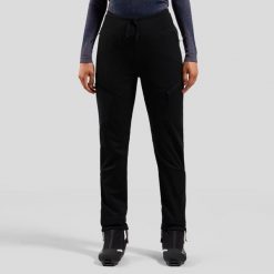 Spodnie wiatroodporne damskie ODLO Zeroweight Windproof X Warm Pants Regular. Czarne spodnie narciarskie Odlo, bez wzorów, narciarskie. Za 799.99 zł.