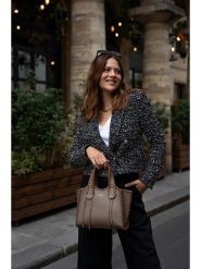 Victor & Hugo Paris Skórzana torebka "Kamelia" w kolorze brązowym - 25 x 20 x 9 cm rozmiar: onesize. Brązowe torby na ramię Victor & Hugo Paris, bez wzorów, z materiału, na ramię, bez dodatków. Za 391.99 zł.