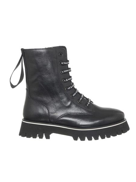 Patrizia Pepe Botki w kolorze czarnym rozmiar: 40. Czarne botki Patrizia Pepe, bez wzorów, bez obcasa, bez zapięcia. Za 546.48 zł.