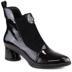 Botki damskie na obcasie czarne D&A S.Barski Premium Collection MR870-96. Czarne botki S.BARSKI, z aplikacjami, ze skóry ekologicznej, bez obcasa, na obcasie, bez zapięcia. Za 165.00 zł.