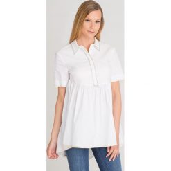 KOSZULA TWINSET. Białe koszule Twinset, m, z aplikacjami, z tkaniny, z asymetrycznym kołnierzem, bez ramiączek. Za 425.40 zł.