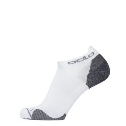 Skarpety do biegania dla dorosłych Odlo Socks short Ceramicool RUN. Białe skarpety Odlo, bez wzorów. Za 69.99 zł.