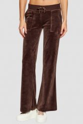 JUICY COUTURE Czekoladowe spodnie dresowe damskie Layla Low Rise, Rozmiar M. Brązowe spodnie dresowe Juicy Couture, m, bez wzorów, z dresówki, z obniżonym stanem. W wyprzedaży za 323.99 zł.