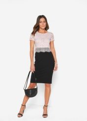 Sukienka z koronką. Czarne sukienki bonprix, bez wzorów, z koronki, eleganckie, bez kołnierzyka, bez ramiączek. Za 219.99 zł.