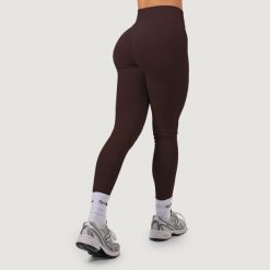 Legginsy damskie fitness bezszwowe z wysokim stanem Mocha NEO. Brązowe legginsy GYMBEAM, s, bez wzorów, z elastanu, z podwyższonym stanem. Za 112.90 zł.