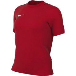 Koszulka damska Nike Dri-FIT Park VIII, 100% poliester. Czerwone bluzki Nike, bez wzorów, z materiału, sportowe, bez kołnierzyka, bez ramiączek. Za 66.99 zł.