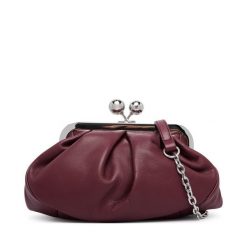 Torebka Weekend Max Mara. Brązowe torebki klasyczne Weekend Max Mara, bez wzorów, bez dodatków. Za 1,339.00 zł.
