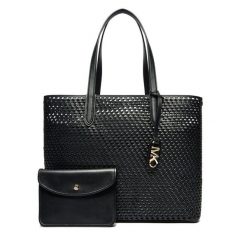 Torebka MICHAEL Michael Kors. Czarne shopper MICHAEL Michael Kors, bez wzorów, bez dodatków. Za 1,009.00 zł.