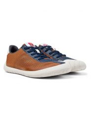 Camper Sneakersy "By Ineos" w kolorze jasnobrązowo-granatowym rozmiar: 39. Brązowe trampki Camper, bez wzorów, bez zapięcia. Za 437.92 zł.