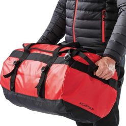 Wodoodporna Torba Na Sprzęt Atlantis. Czarne torby na ramię STORMTECH, bez wzorów, z materiału, na ramię, bez dodatków. Za 394.99 zł.