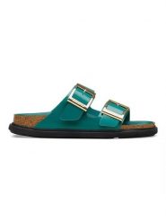 Birkenstock Skórzane klapki "Arizona" w kolorze zielonym rozmiar: 36. Zielone klapki Birkenstock, bez wzorów, z otwartym noskiem, bez obcasa. Za 680.85 zł.